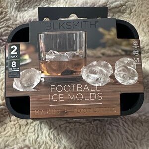 SMITH Black Football Ice Molds